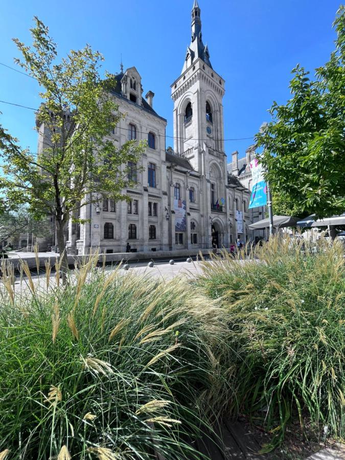 Charmante Maison Proche Hotel De Ville أنغوليم المظهر الخارجي الصورة